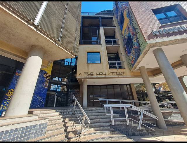 432M² OFFICE TO LET IN MELROSE ARCH